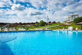 Baile Figa - Piscina cu apa incalzita